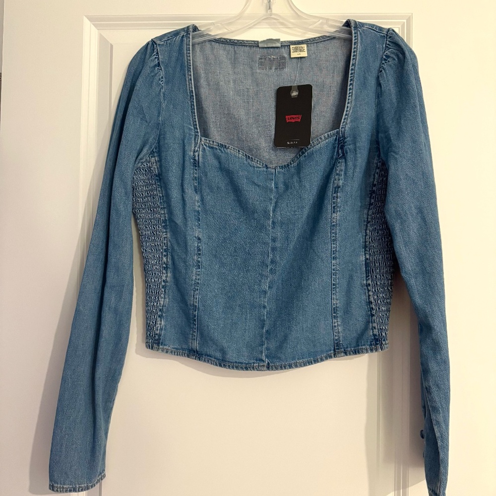 Levi's Slim Fit Sweetheart Denim Long Sleeve Top NWT